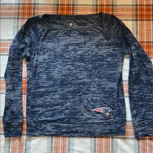 Nike women’s patriots shirt medium